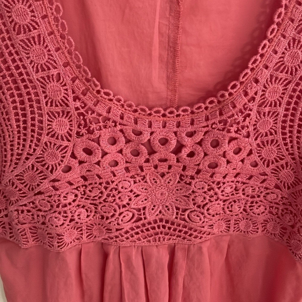 Loft sleeveless embroidered scoop neck top color Salmon - Picture 4 of 6
